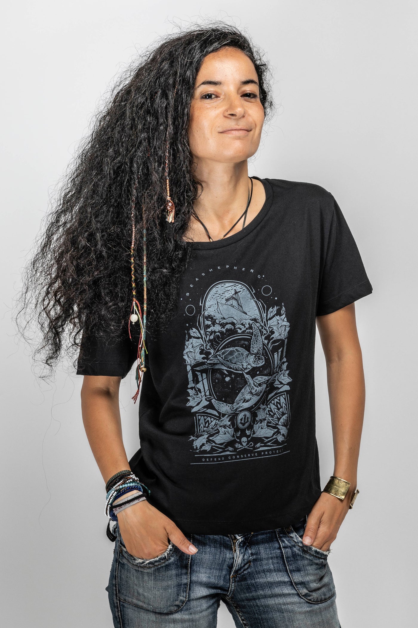 Women's T-shirt Stay Close Sea Turtles