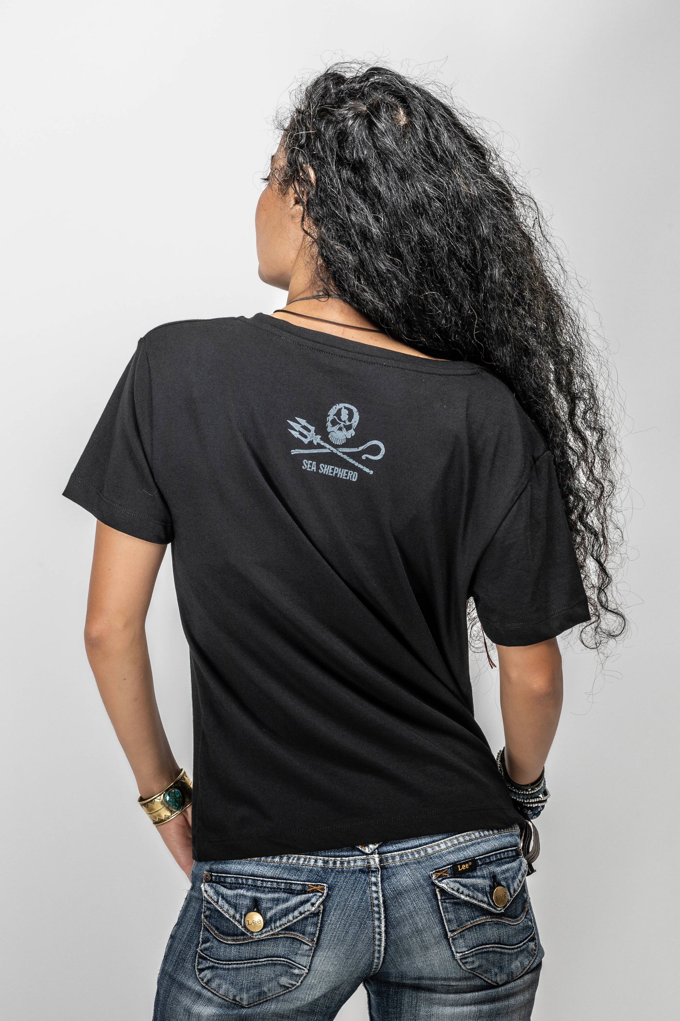 Women's T-shirt Stay Close Sea Turtles