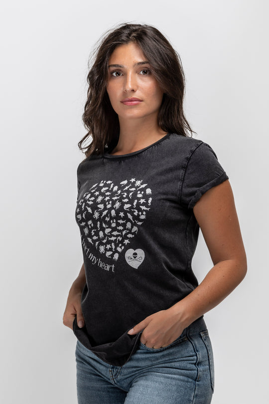 Don't Hurt My Heart Women's T-shirt