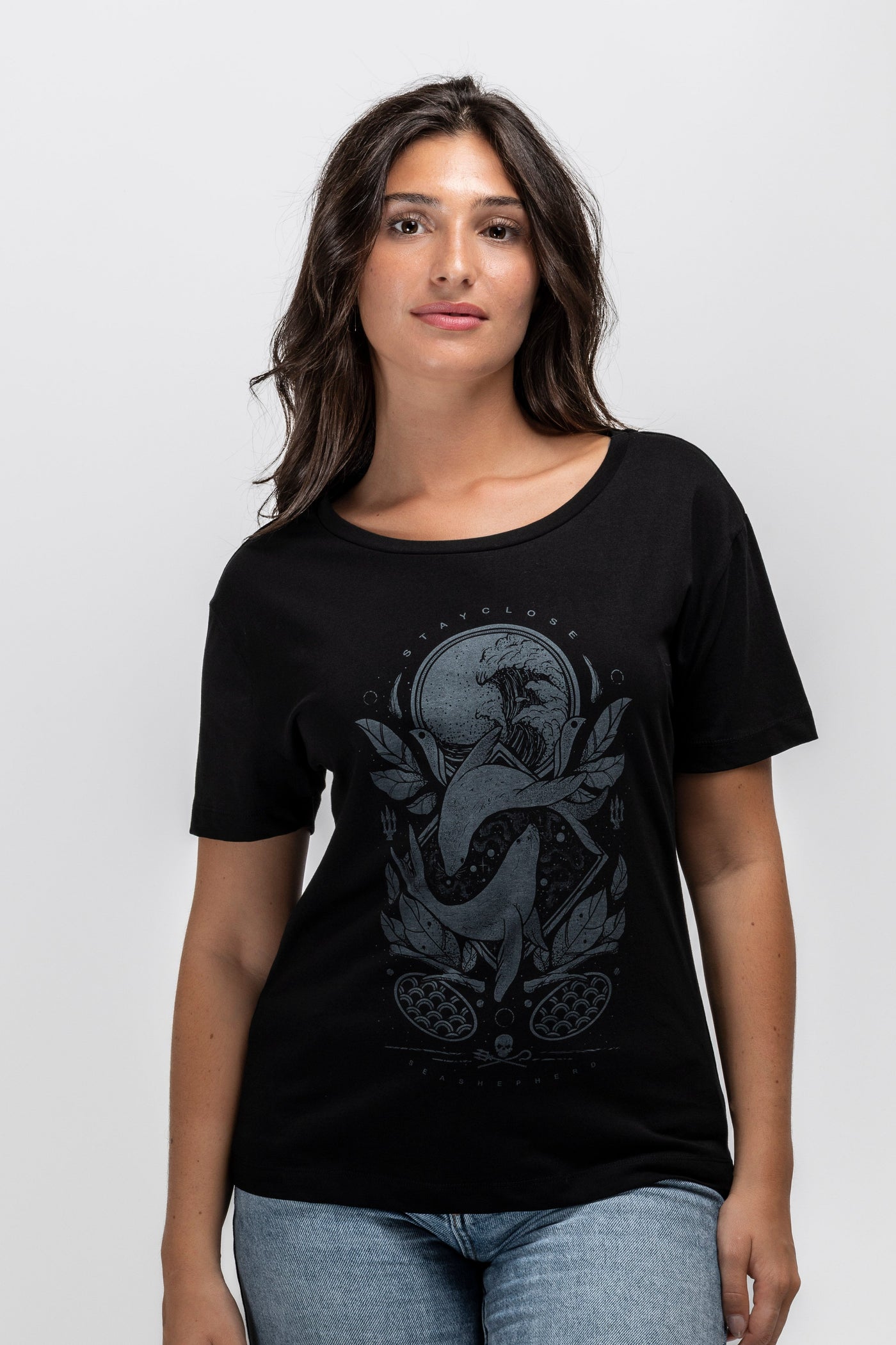 Stay Close Seal Women's T-shirt