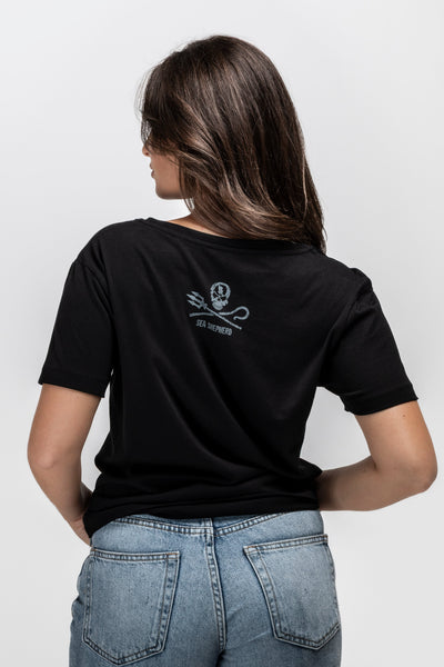 Stay Close Seal Women's T-shirt