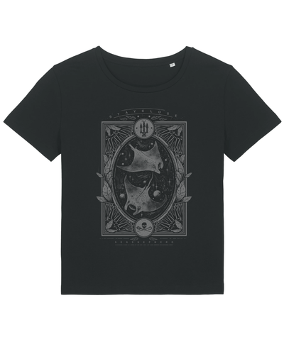 Stay Close Manta Ray Women's T-shirt